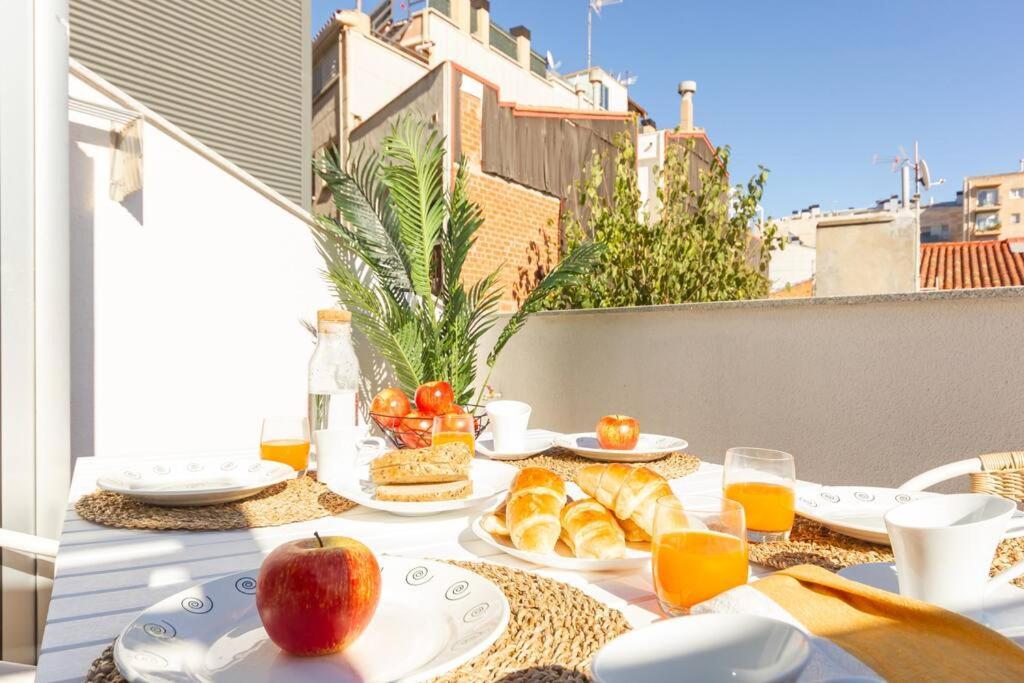 Duplex With Terrace Near Bcn Apartment Terrassa Bagian luar foto