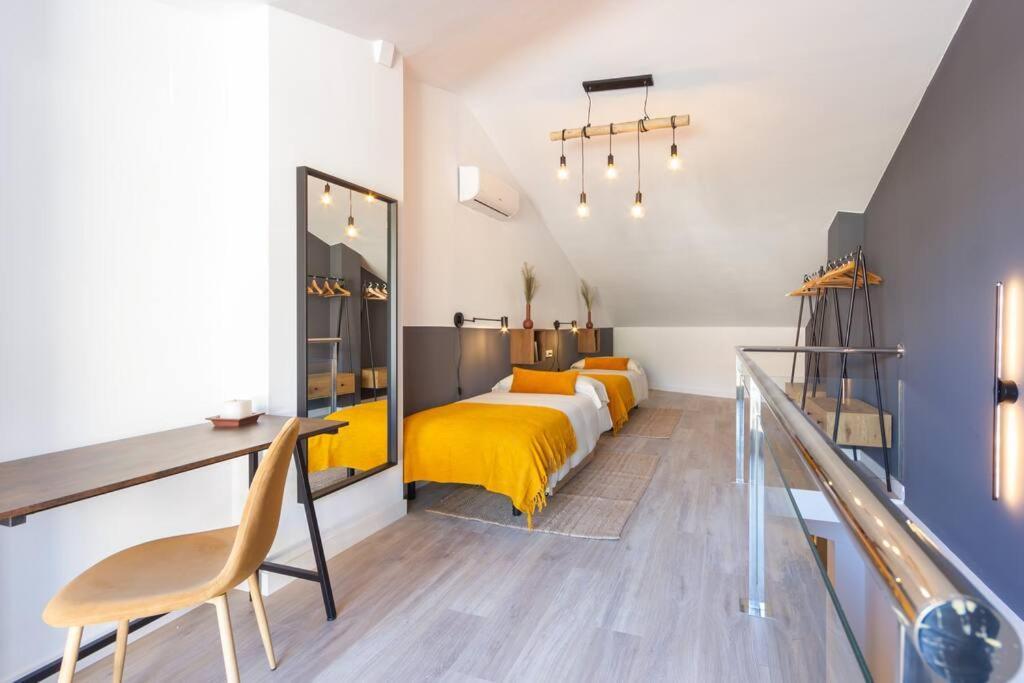 Duplex With Terrace Near Bcn Apartment Terrassa Bagian luar foto