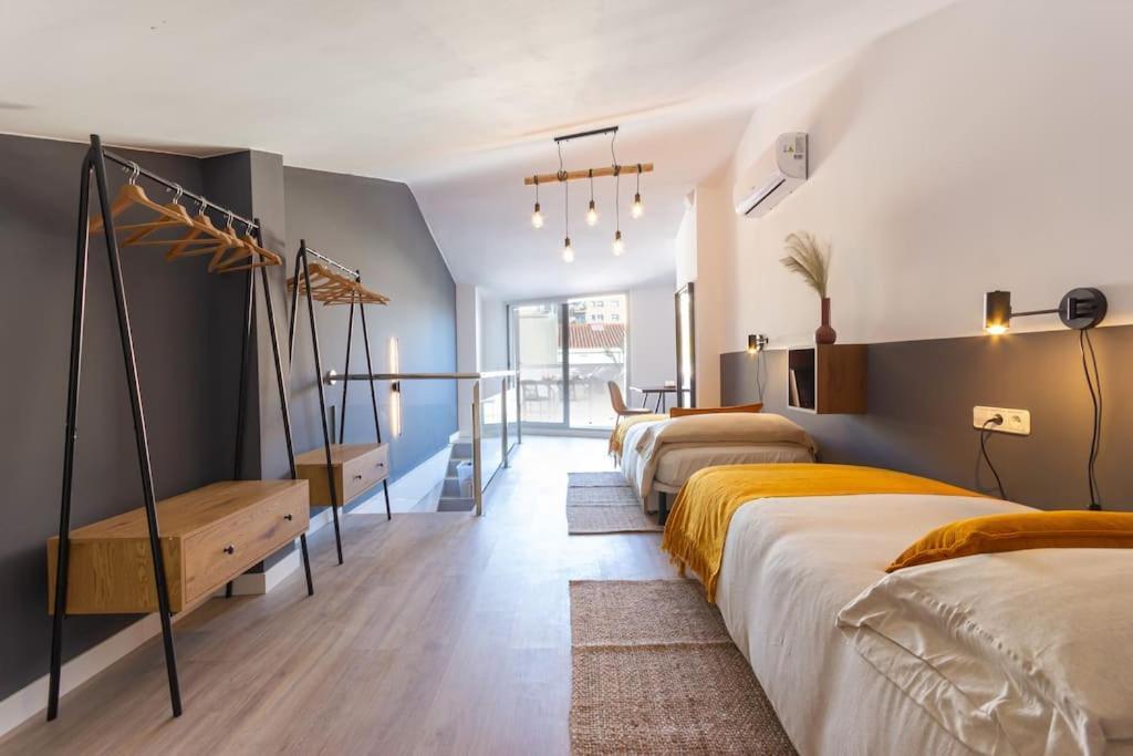 Duplex With Terrace Near Bcn Apartment Terrassa Bagian luar foto