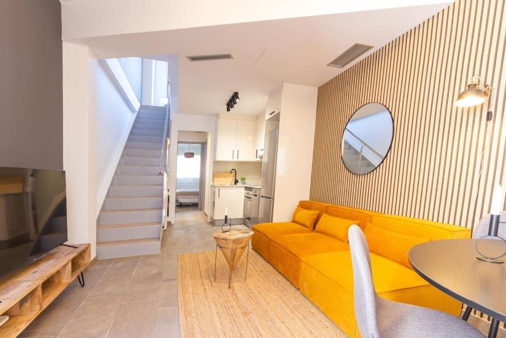 Duplex With Terrace Near Bcn Apartment Terrassa Bagian luar foto
